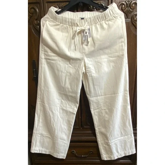 AE cozy, dreamy, drape, low rise, ultra wide leg, jean - Ivory Size S NWT - Picture 1 of 11